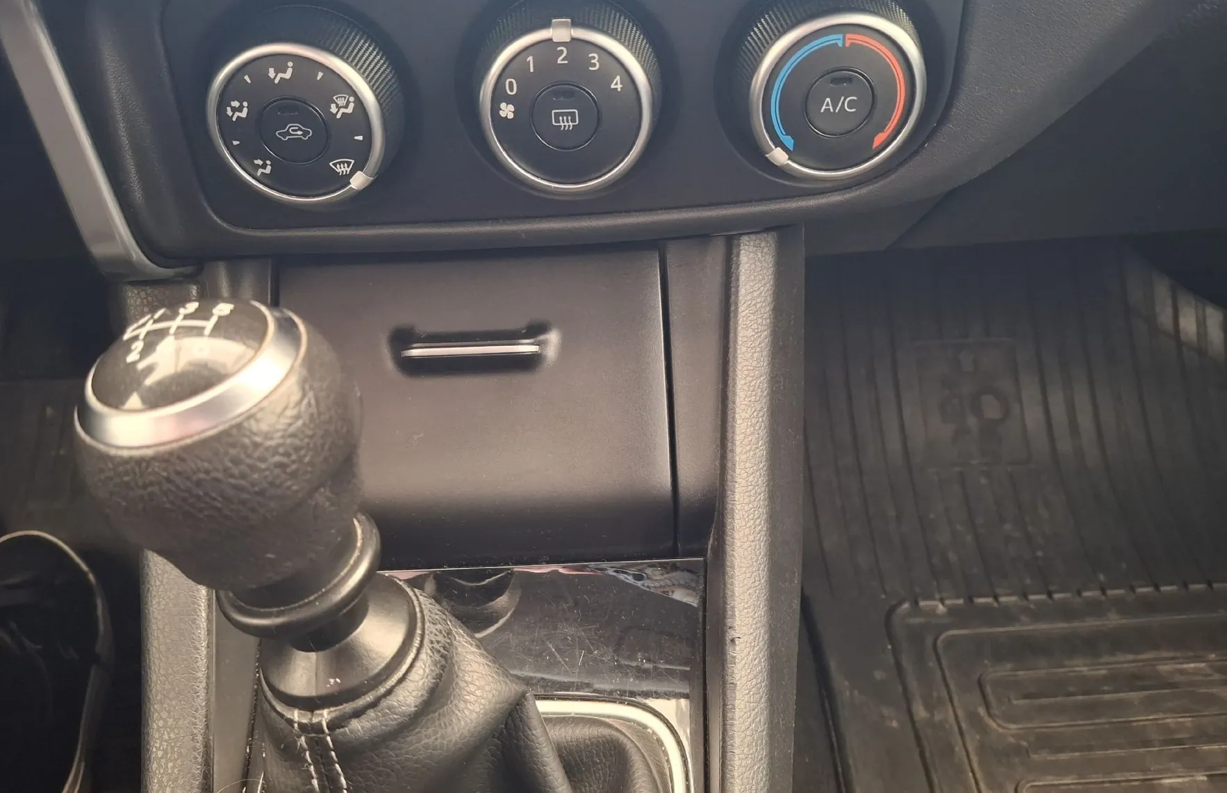Zunanja slika - Toyota Corolla - 1.33 Dual VVT-i Luna - 11