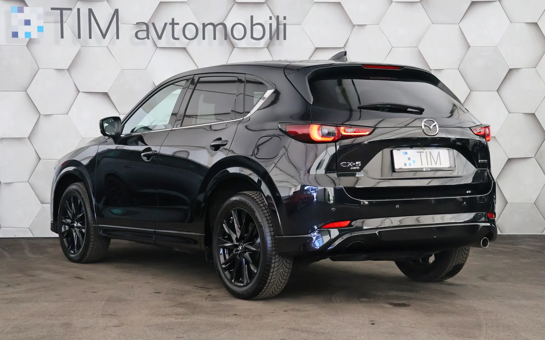 Zunanja slika - Mazda CX-5 - 2.2 Skyactive-D AWD 6AT Homura 184KM - 4