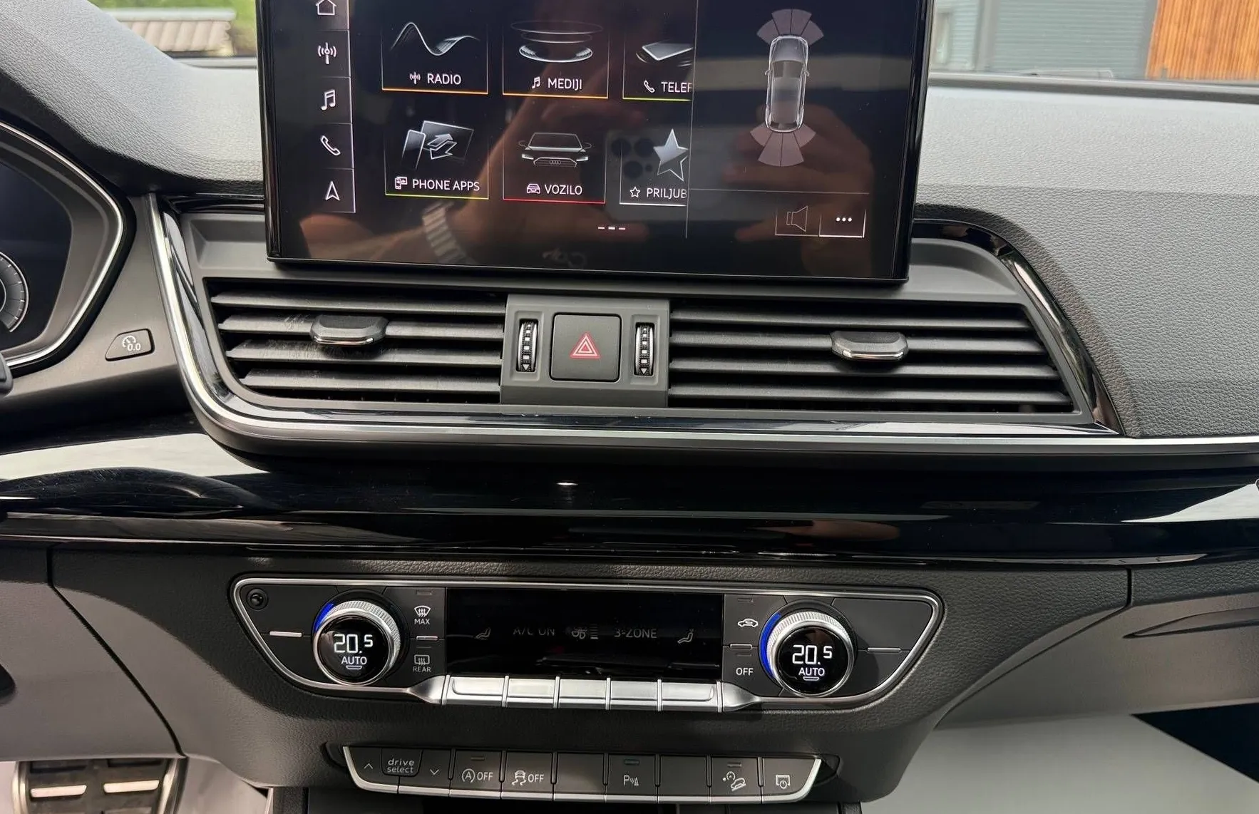 Zunanja slika - Audi Q5 - 50 TFSI e S LINE SPORT 4×4 MATRIX PANO RADAR USNJE - 17