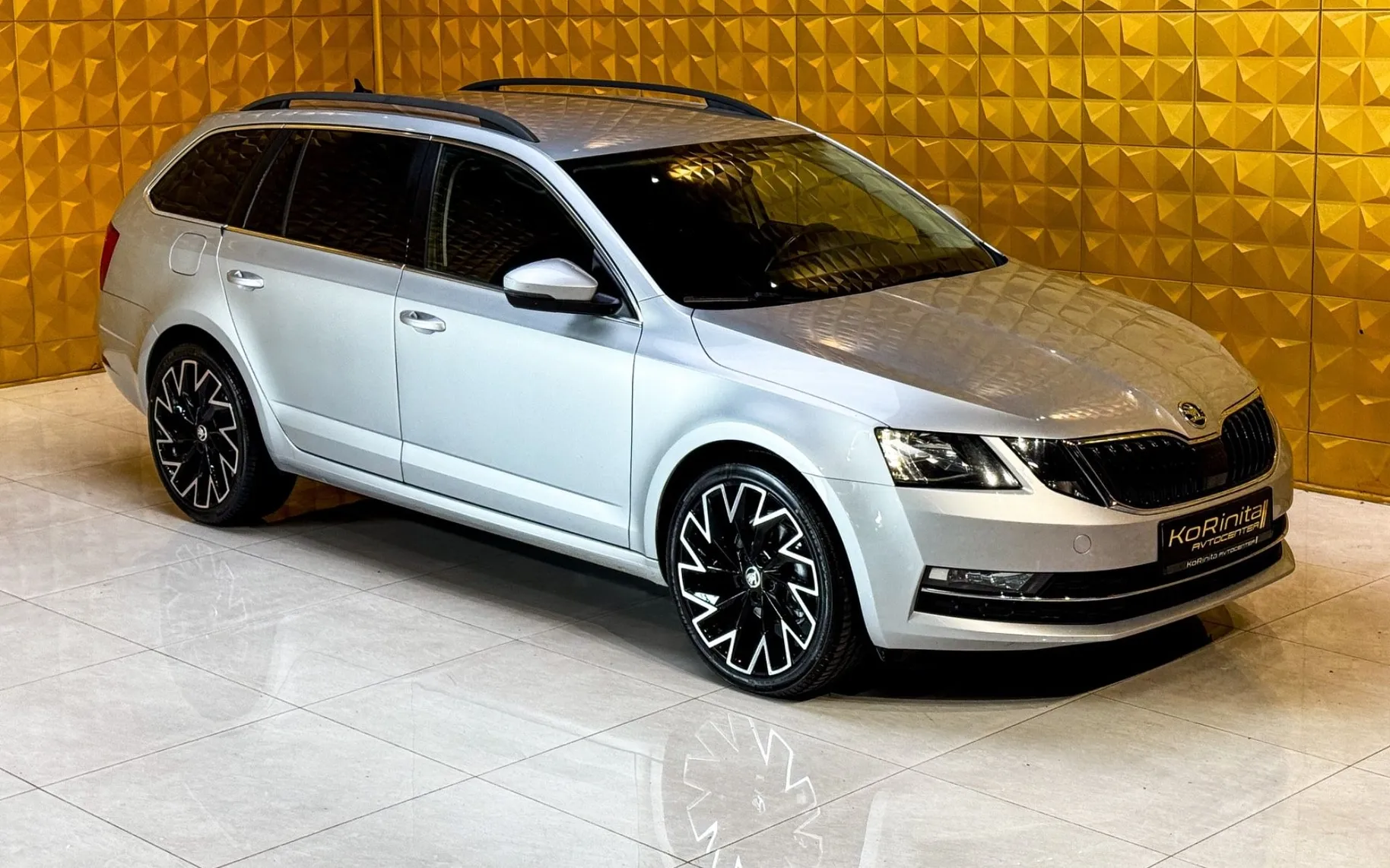 Zunanja slika - Škoda Octavia - 2.0 TDI AUT. GRETJE-NAVI-TEMP-MULTIFUNKCIJA - 2