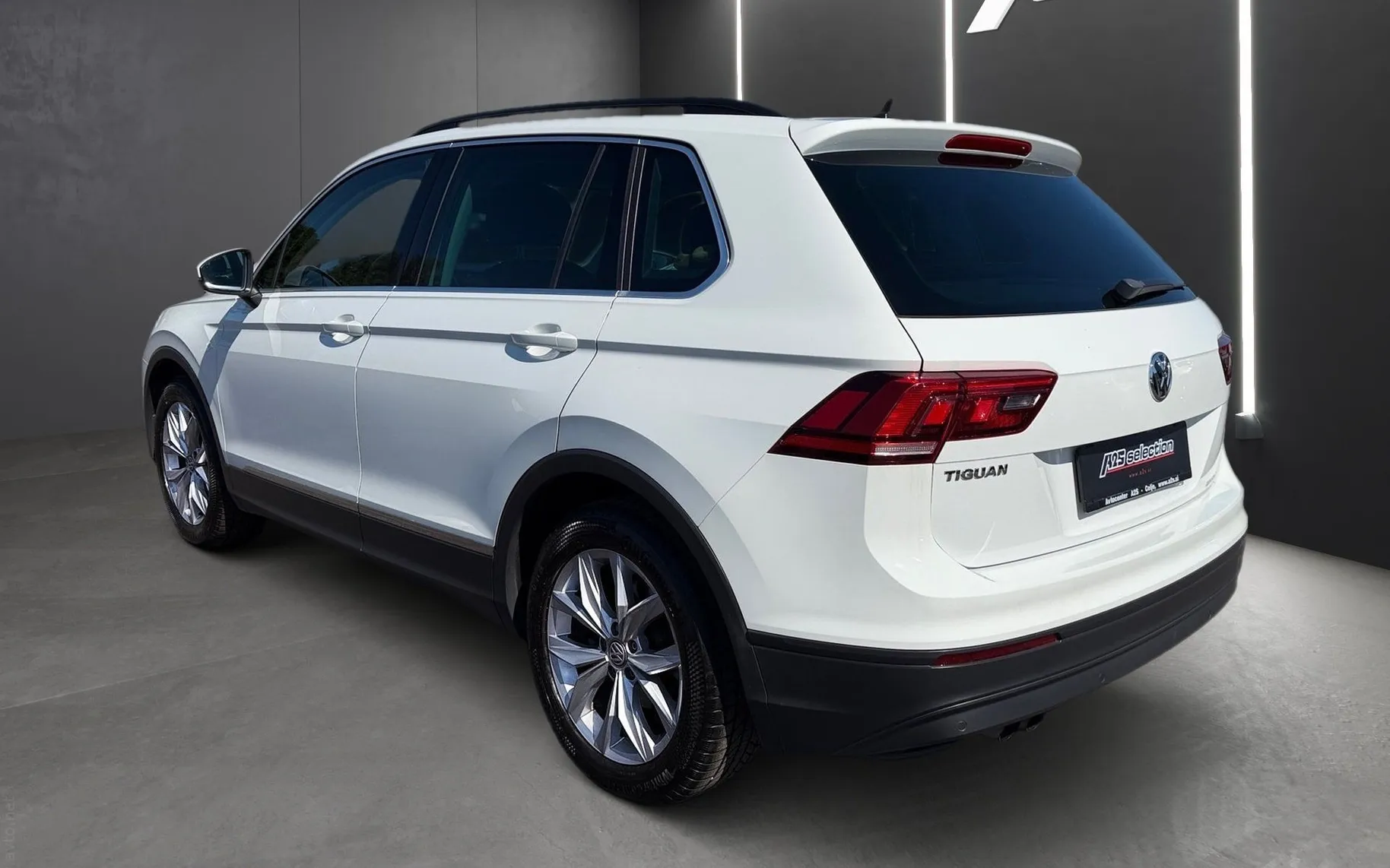 Zunanja slika - Volkswagen Tiguan - 1.4 TSI ACT BMT Comfortline-LED-ACC-PDC-Vzv.kamera - 4