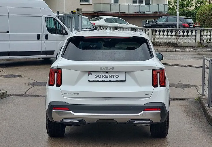 Zunanja slika - KIA Sorento - 2.2 TCi EX Limited Pano. AWD 8DCT 142kW - 5