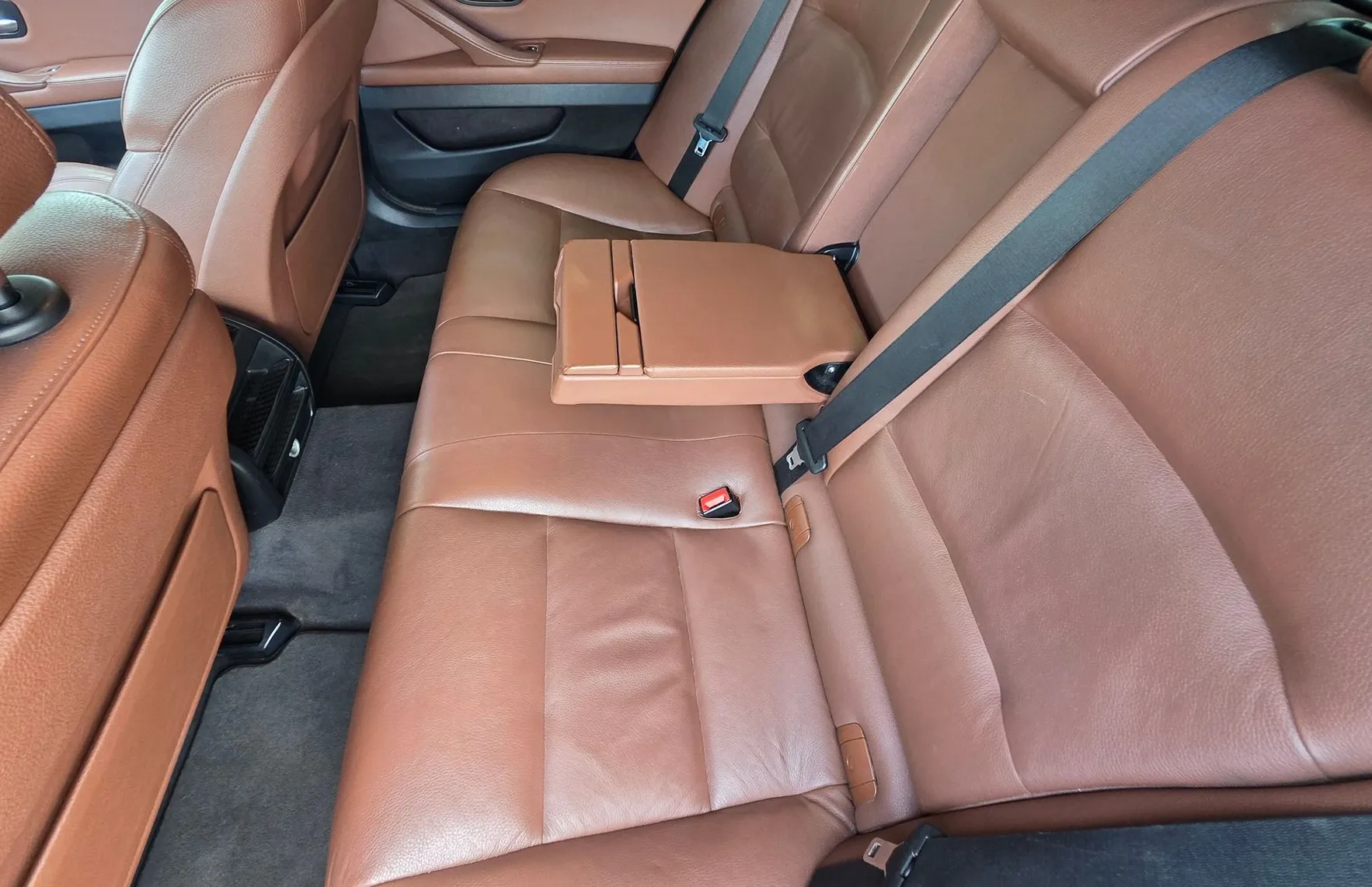 Zunanja slika - BMW Serija 5 - Touring:   520D TOURNING BI-XENON-ALU-NAVI - 14