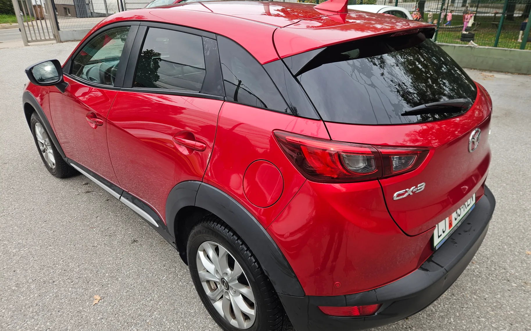 Zunanja slika - Mazda CX-3 - G120 Attraction - 4