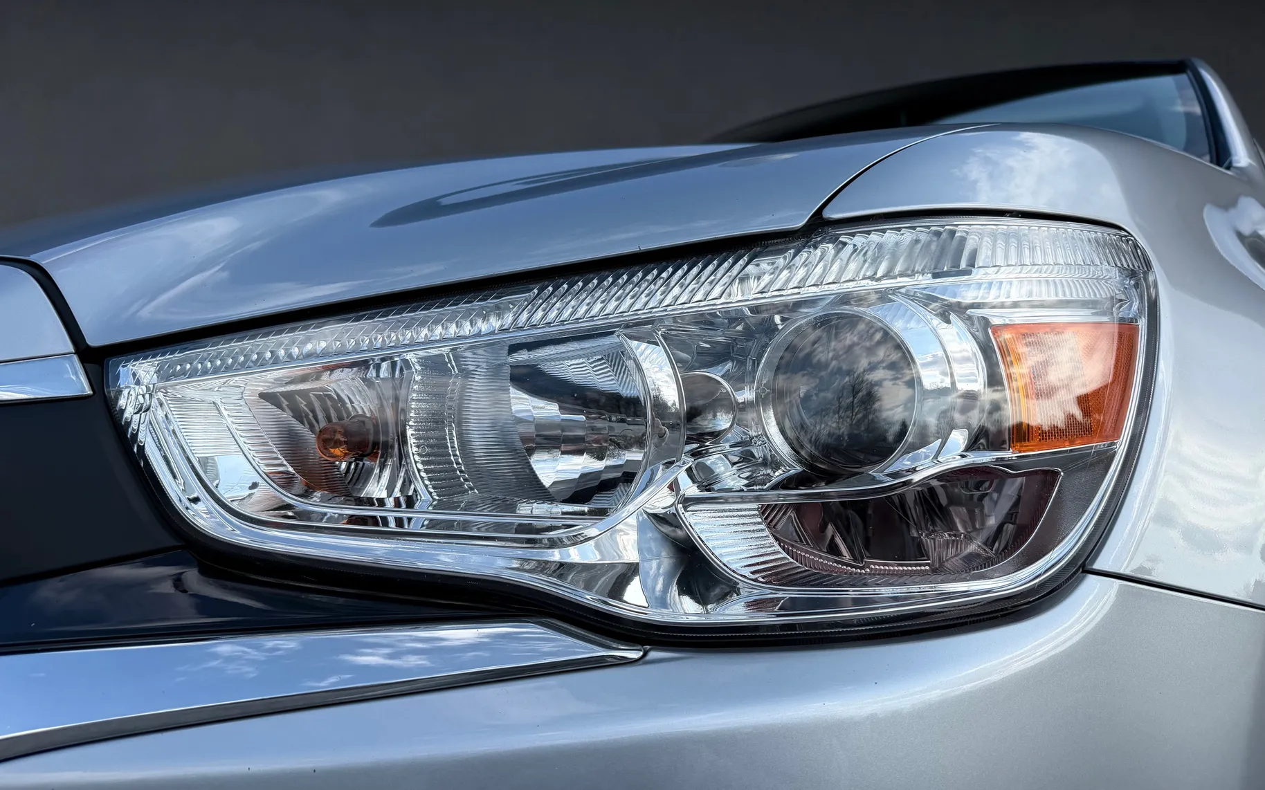 Zunanja slika - Mitsubishi ASX - 2.2 DI-D 4WD Auto Intense+ KAMERA XENON TEMP. NAVI - 1