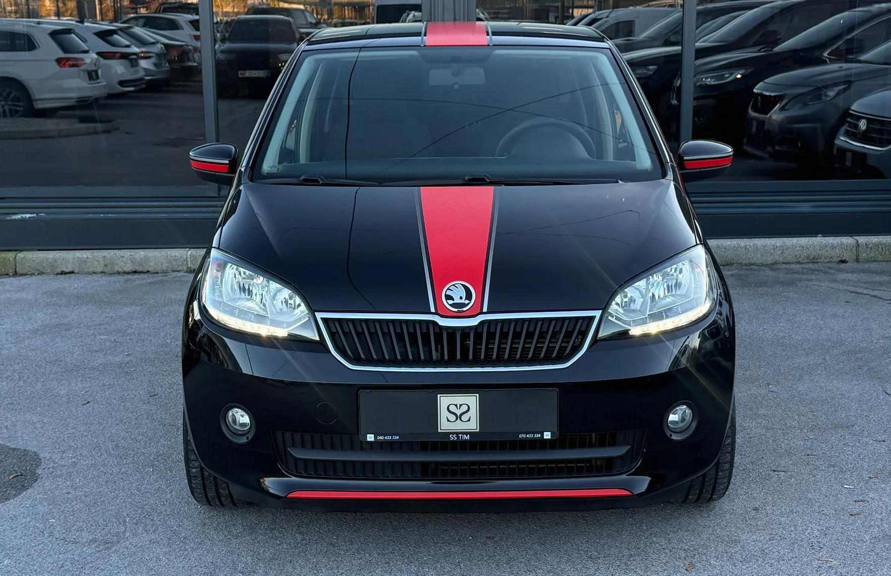 Zunanja slika - Škoda Citigo - 1.0i 5V Klima Alu platišča LED Sport BREZ POLOGA - 3