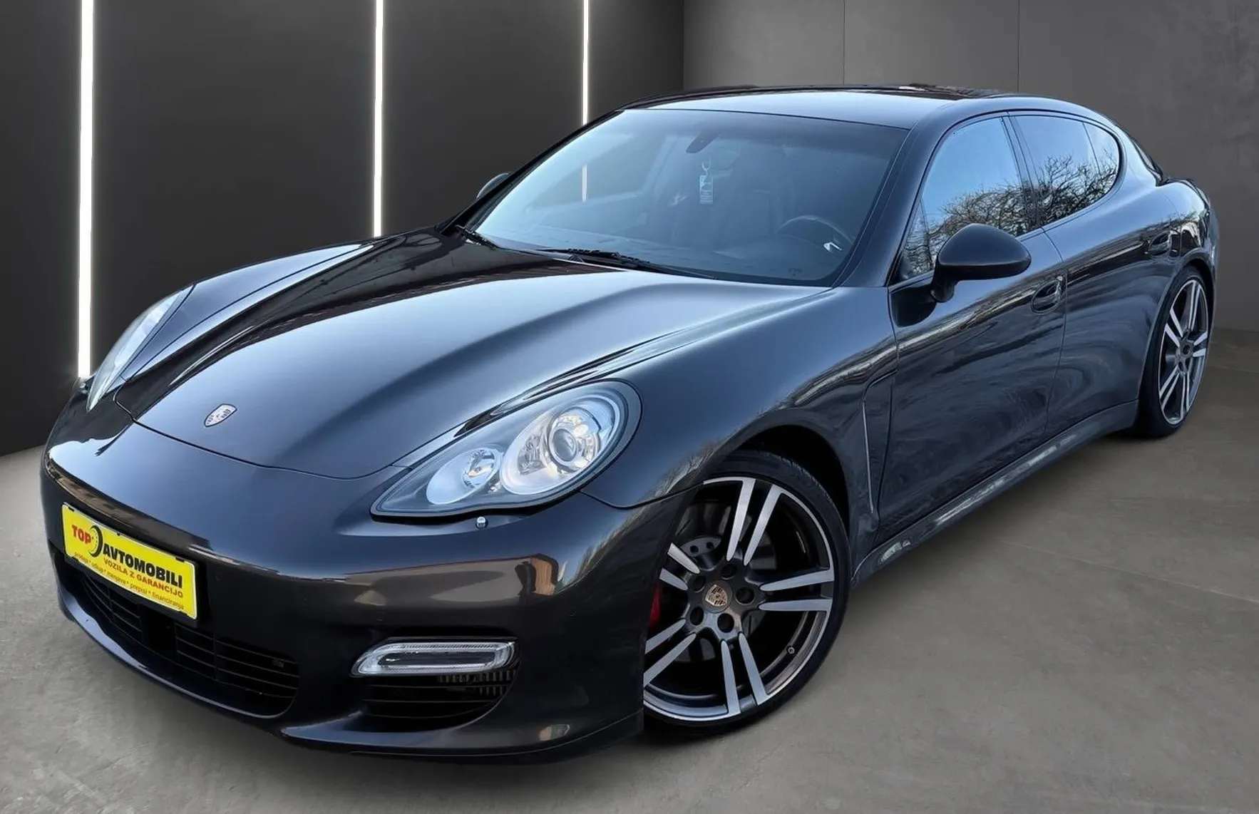 Zunanja slika - Porsche Panamera - TURBO RADAR XENON KAMERA MEMORY ZRAČNO - 2