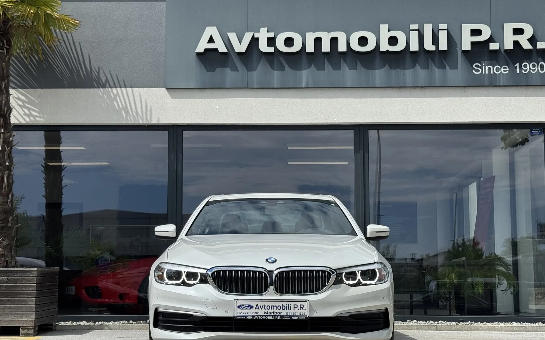 Zunanja slika - BMW serija 5 - 530e iPerformance AVT PRIKLJUČNI HIBRID 78.414 km - 2