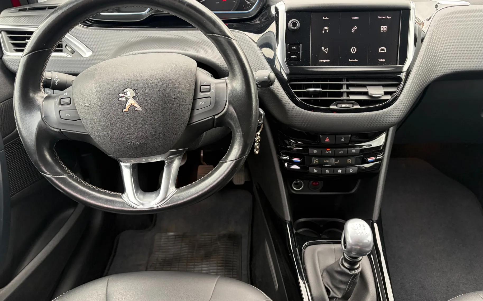 Zunanja slika - Peugeot 2008 - 1,2 PureTech 130 S&S Style - 11