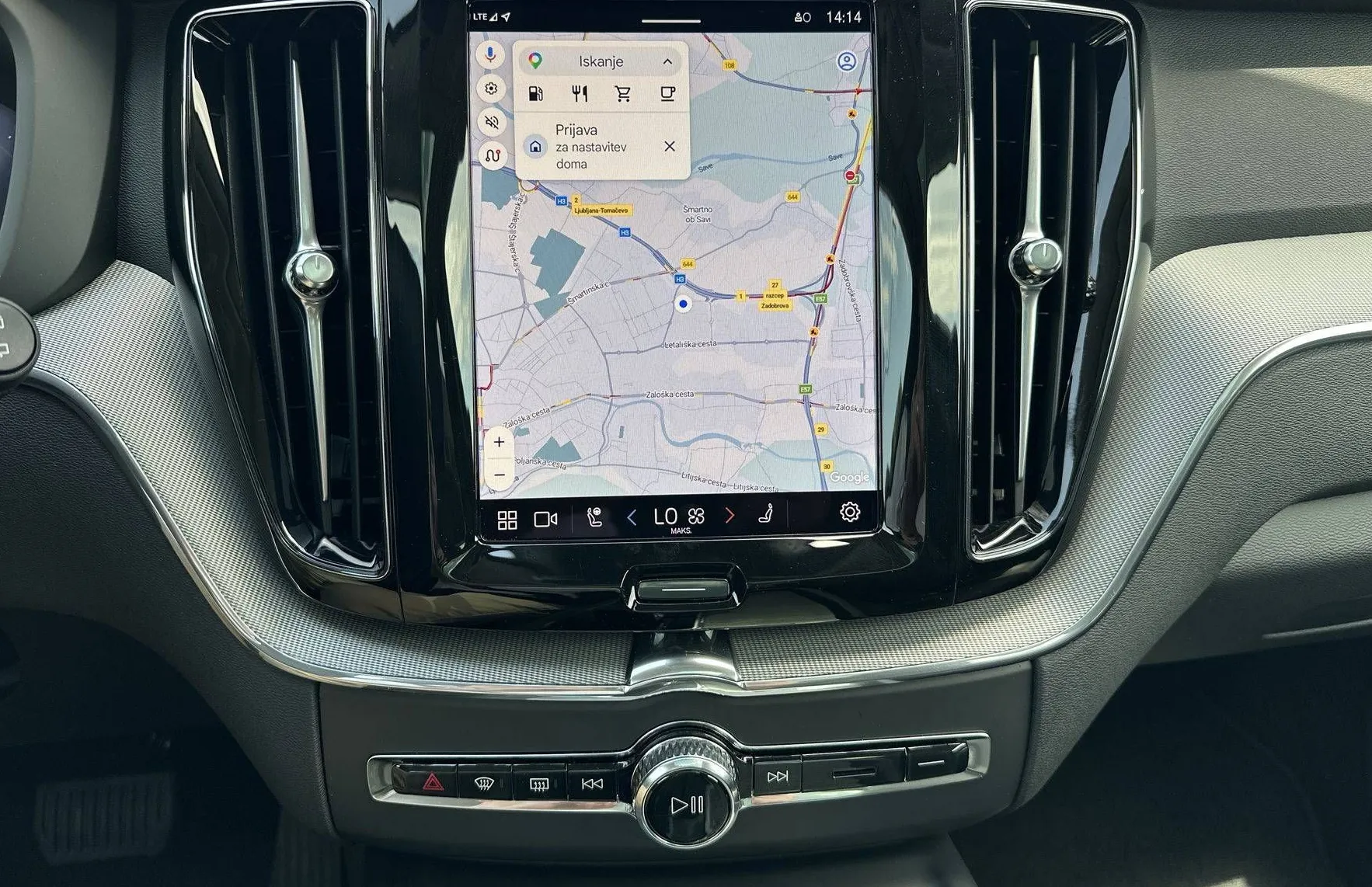 Zunanja slika - Volvo XC60 - B5 P AWD Plus Dark Avt. - 18