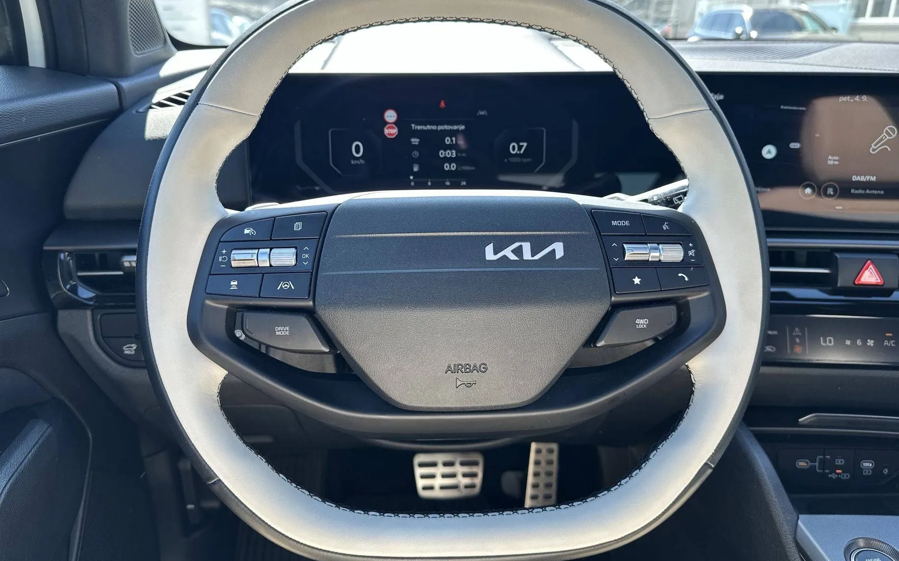 Notranja slika - KIA Sportage - AWD 1.6 T-GDI GT-Line ISG DCT - 14