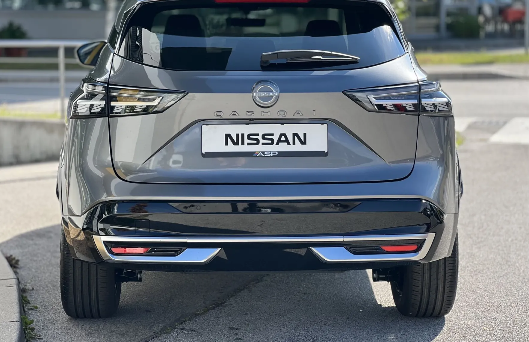 Zunanja slika - Nissan Qashqai - 1.3 DIG-T MHEV Tekna X-Tronic - 16