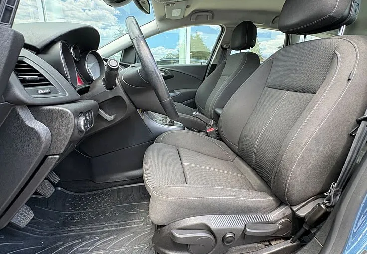 Zunanja slika - Opel Astra - Sports Tourer 1.6 CDTI Enjoy Start Stop - 5