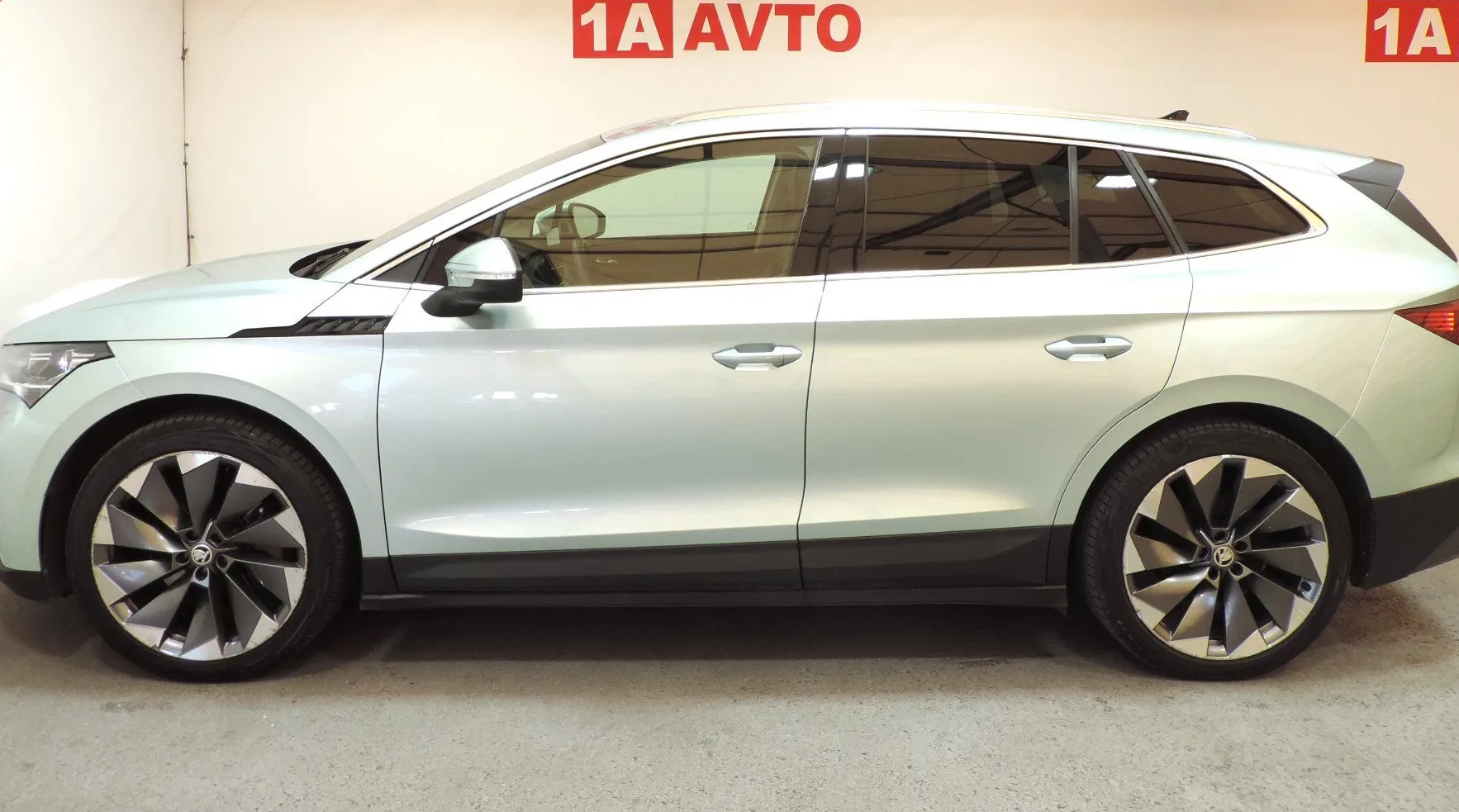 Zunanja slika - Škoda Enyaq - IV 80 LED-ACC-KAMERA-MRTVI KOTI - 8