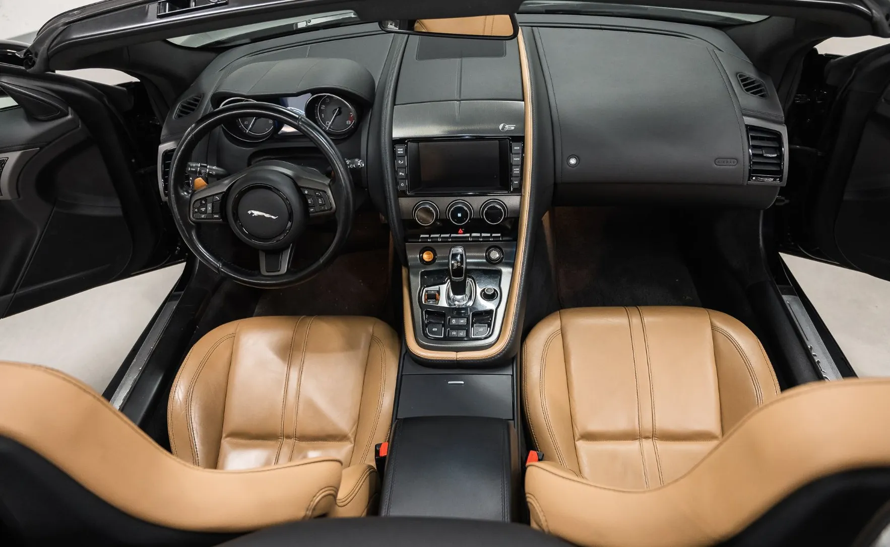 Zunanja slika - Jaguar F-Type - S 3.0 V6 S C Navi - Meridian - 11
