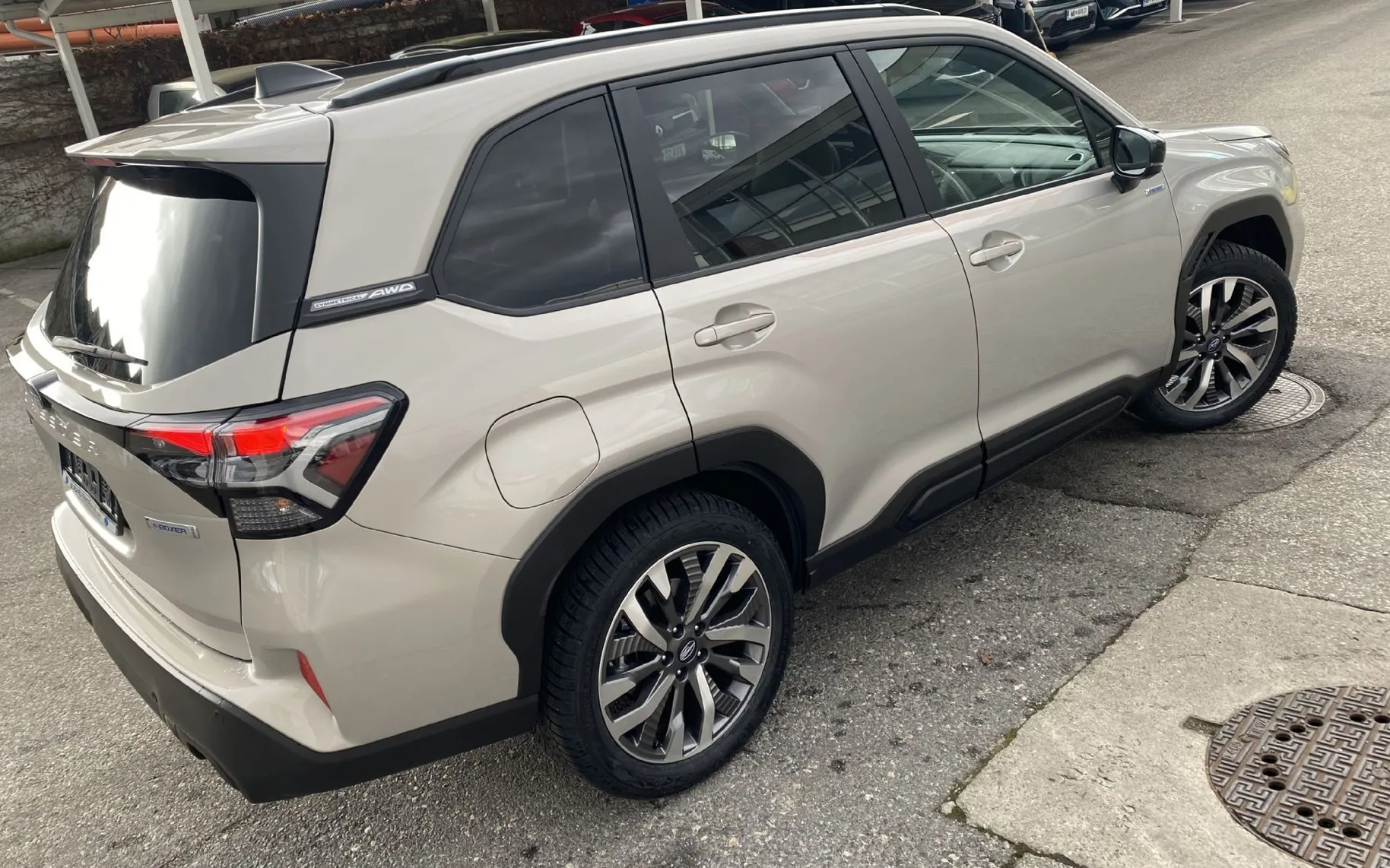 Zunanja slika - Subaru Forester - 2.0i 4WD CVT Lineartronic PREMIUM - 10