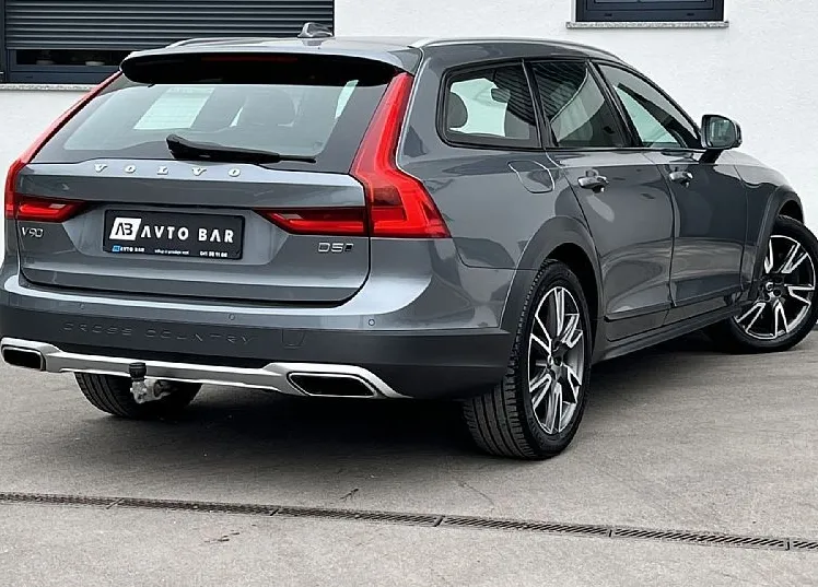 Zunanja slika - Volvo V90 Cross Country - D5 AWD+LED+MEMORY+NAVI+ASS - 8