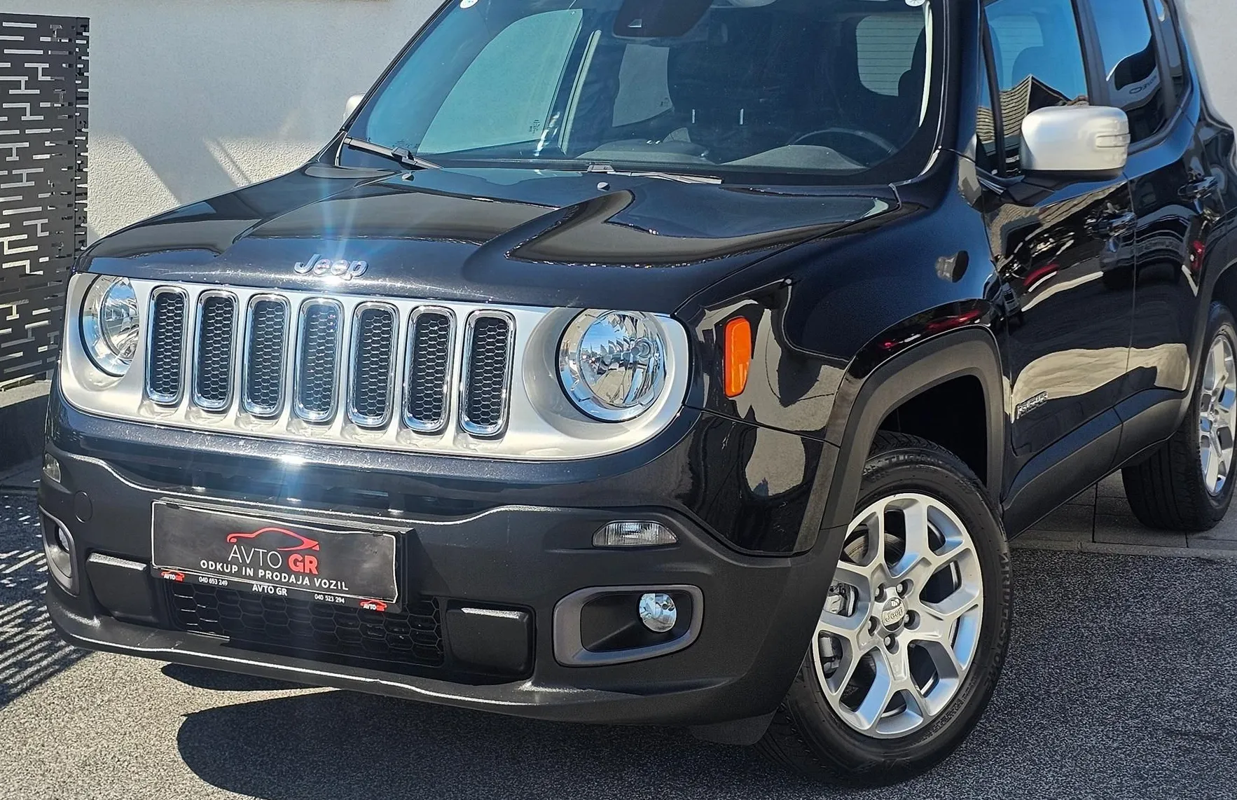 Zunanja slika - Jeep Renegade - AWD 2.0 MultiJet Limited Avt.-Le 99.000km- ODLIČEN - 18