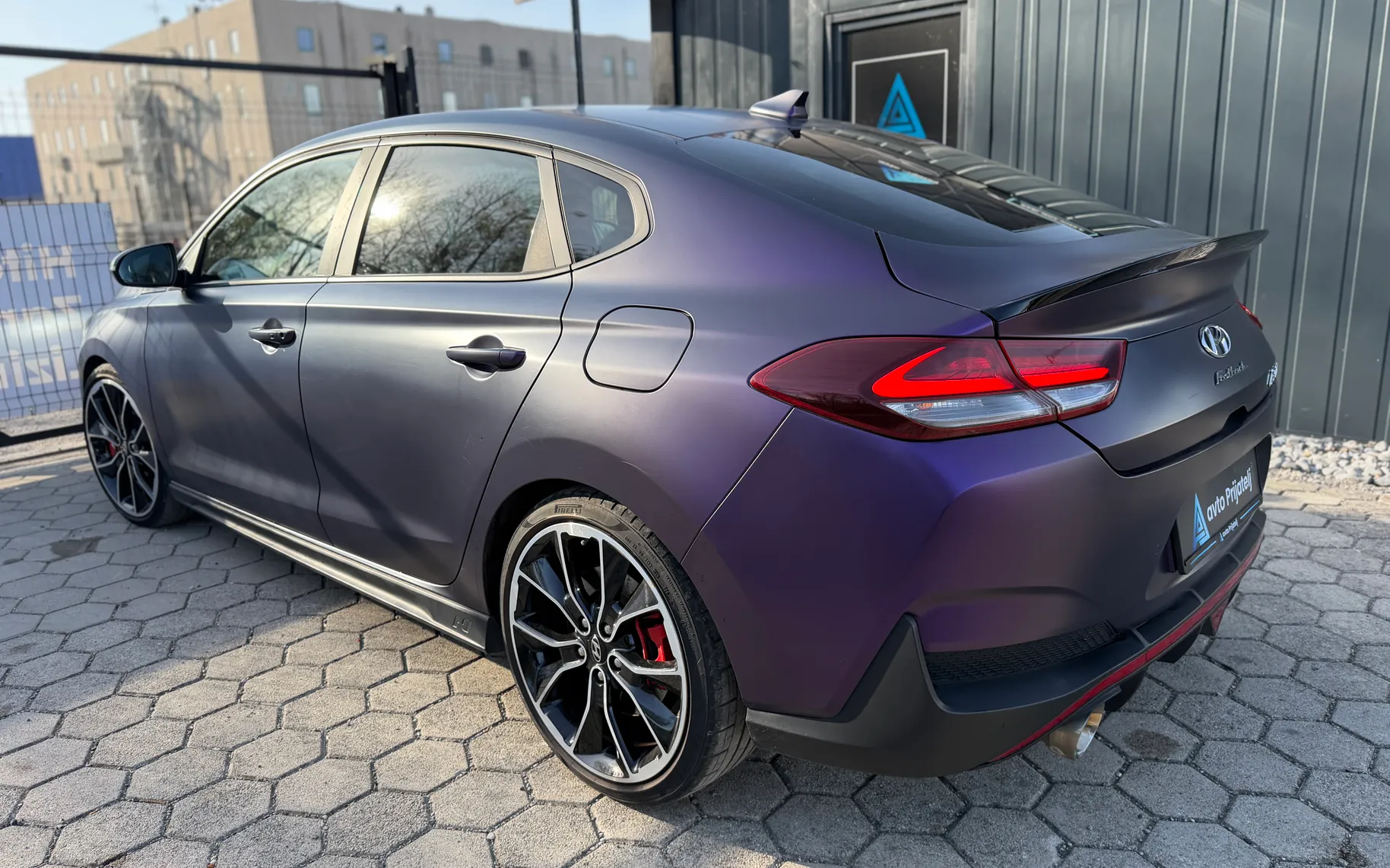 Zunanja slika - Hyundai i30 - N 2.0 T-GDI 275 Performance - 1