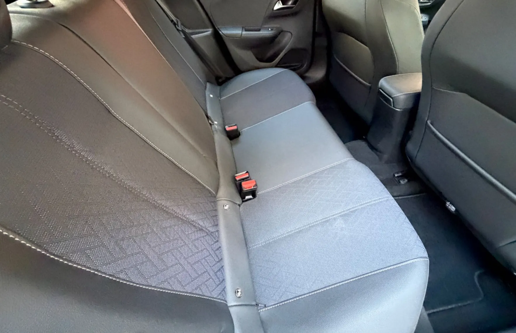 Zunanja slika - Opel Corsa - 1.2 Turbo GS-LE 39.000KM-6 PRESTAV-KOT NOV- - 13