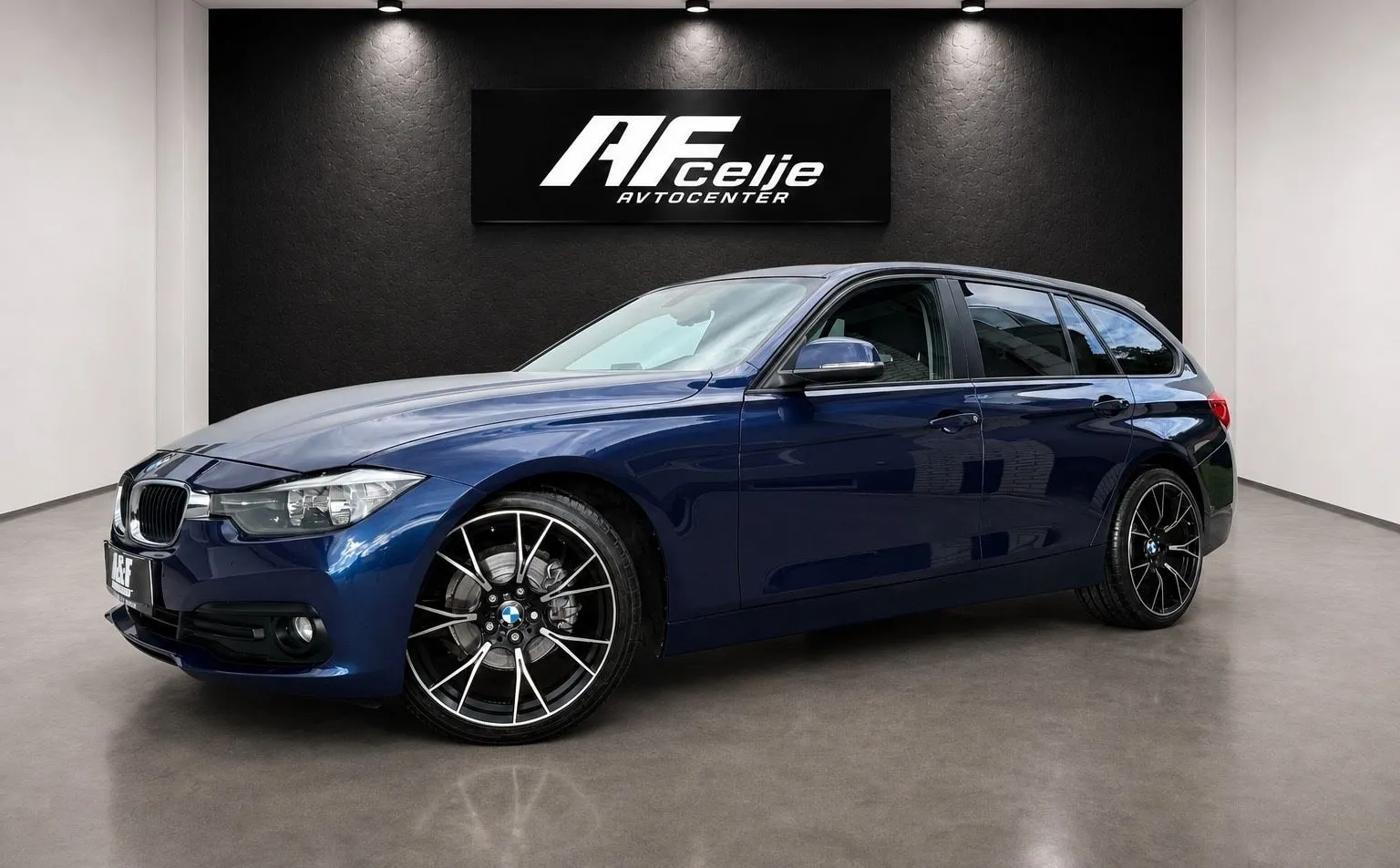 Zunanja slika - BMW serija 3 Touring: - 318d-AUT-NAVIGACIJA-PDC-LIZING ZA TUJCE-ODLIČEN- - 1