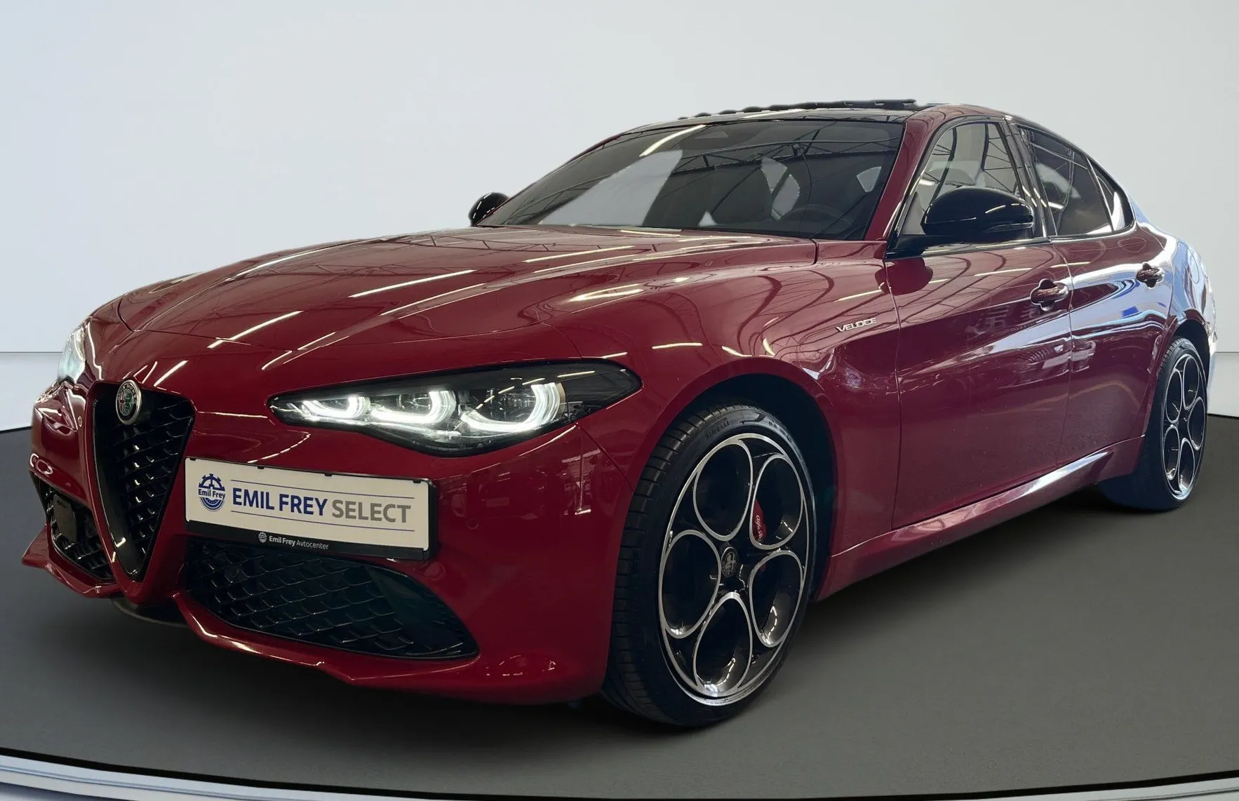 Zunanja slika - Alfa Romeo Giulia - AWD 2.2 Multijet 210 Veloce Avt. - 1