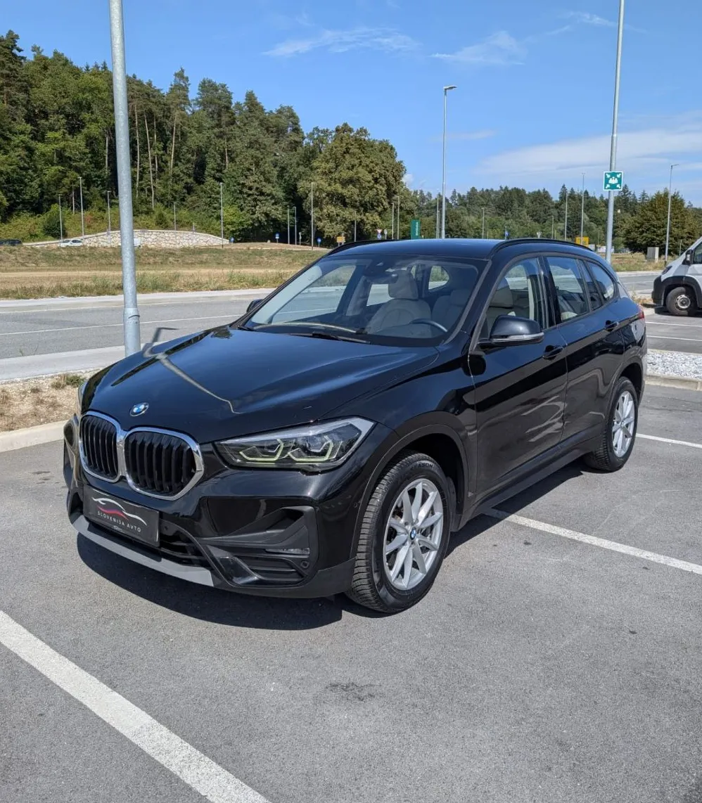Zunanja slika - BMW X1 - serija : 18d Advantage|BeigeUSNJE|navi|AC|fulLED|2xPDC - 1