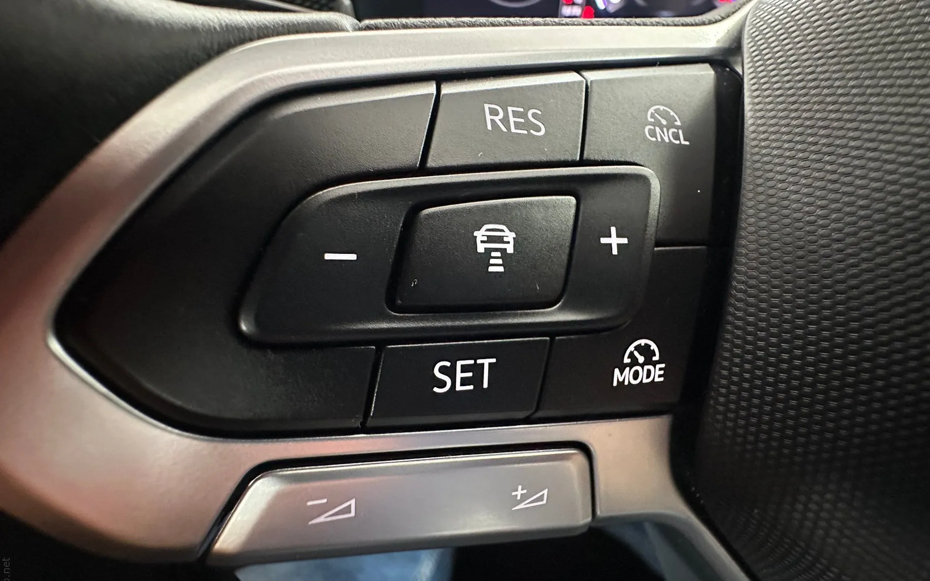 Zunanja slika - Volkswagen Tiguan - GOAL 1.5 eTSI 96kW DSG.NEMŠKI.KAMERA.LED.GRE.SEDEŽ - 3