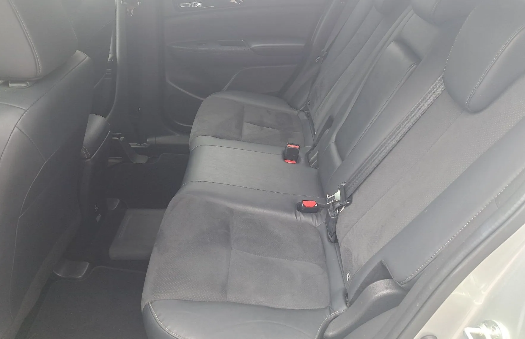 Zunanja slika - Mitsubishi Eclipse Cross - 2.4 PHEV - 11