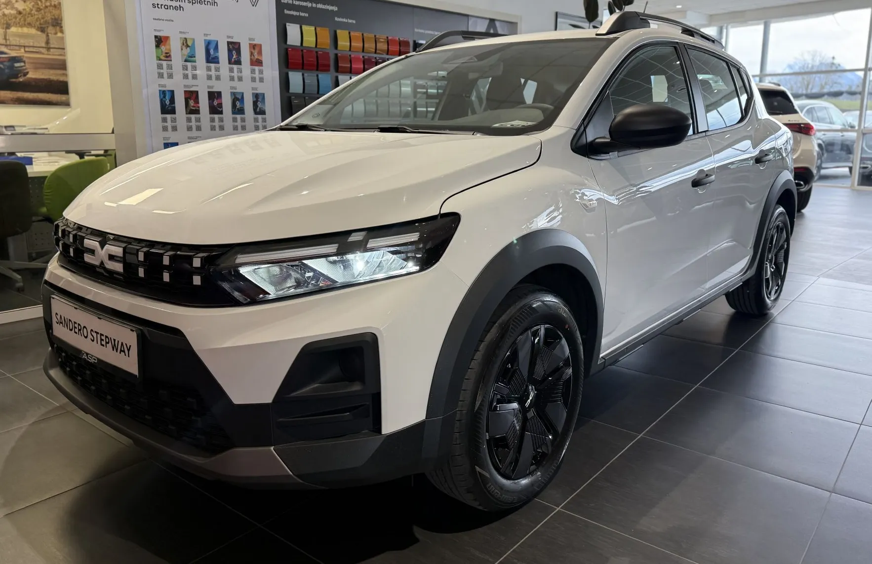 Zunanja slika - Dacia Sandero - TCe 110 Stepway Essential - 1