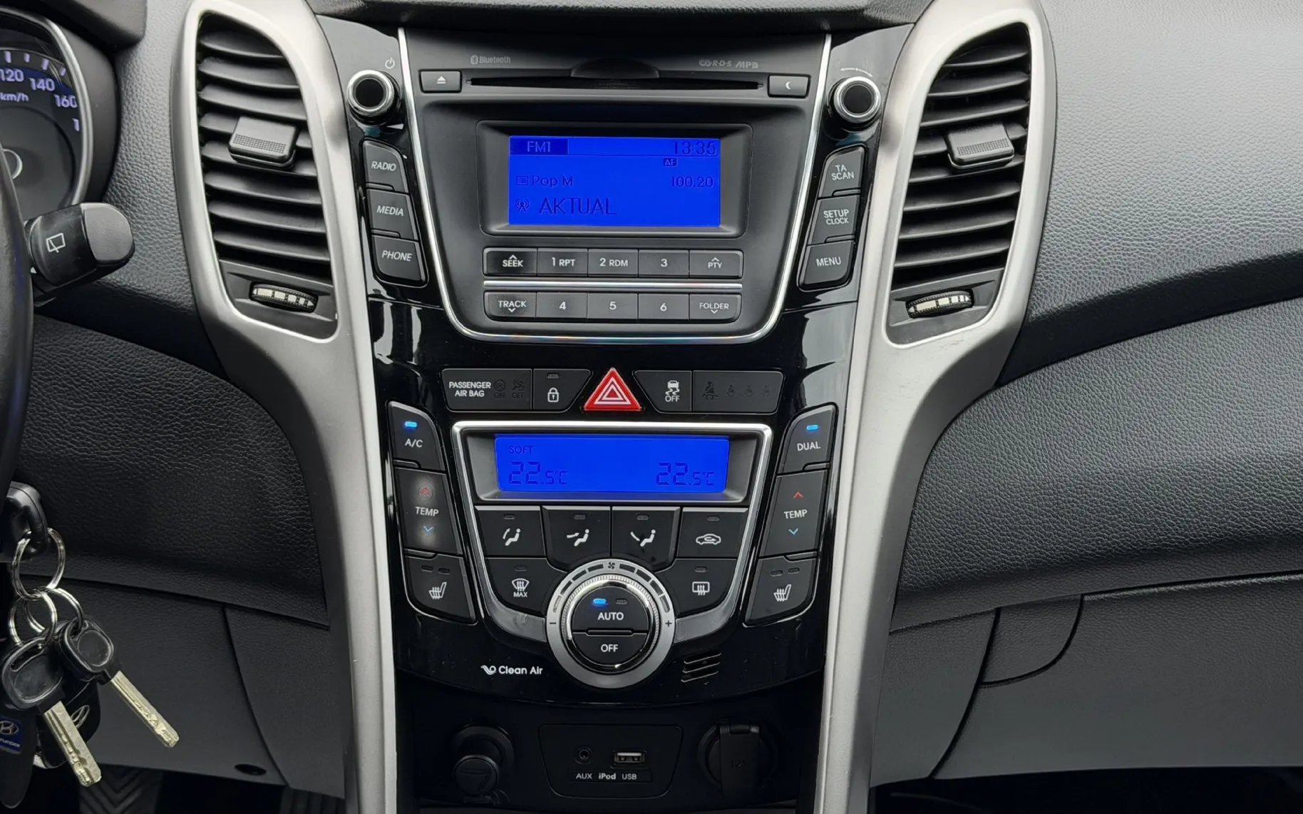 Zunanja slika - Hyundai i30 Wagon - 1.6 CRDI|GR.SED|2CON|TEMPOMAT - 14