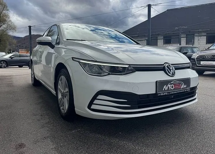 Zunanja slika - Volkswagen Golf - 2.0 TDI Life 85 Navi-Tempomat-Led-Slo-Prvi Lastnik - 3