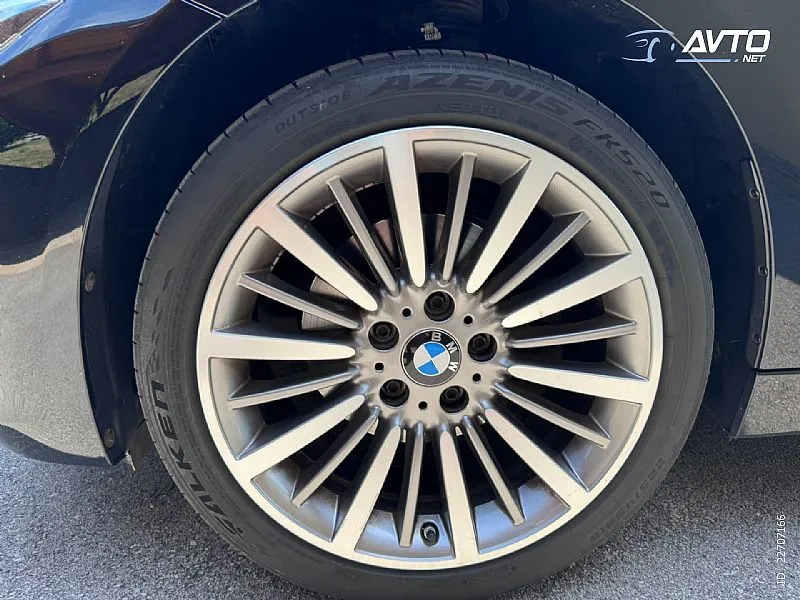 Zunanja slika - BMW Serija 3 - 320d Touring Luxury Line - 3