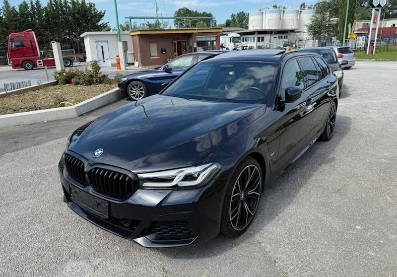 Zunanja slika - BMW serija 5 Touring: - 530e xDrive M VELIKO OPREME - 4