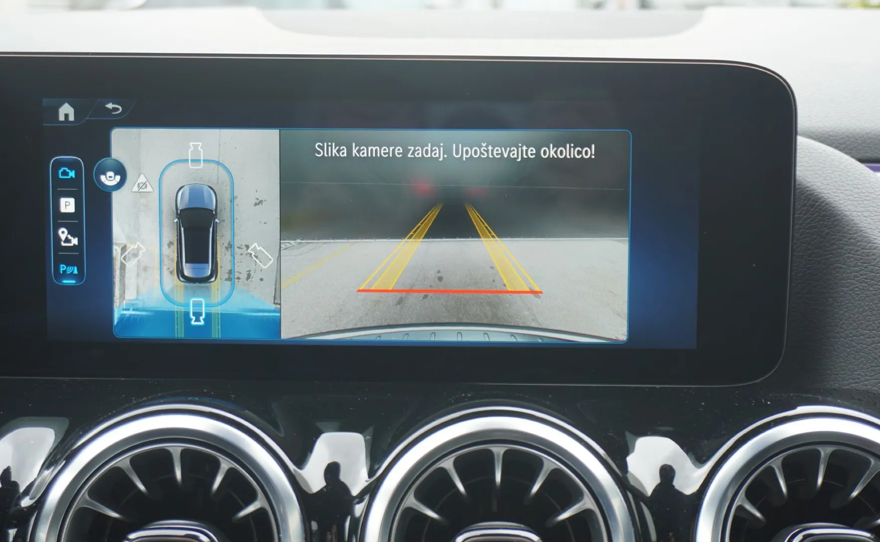 Zunanja slika - Mercedes-Benz GLA-Razred - GLA 200 AMG LINE - 13