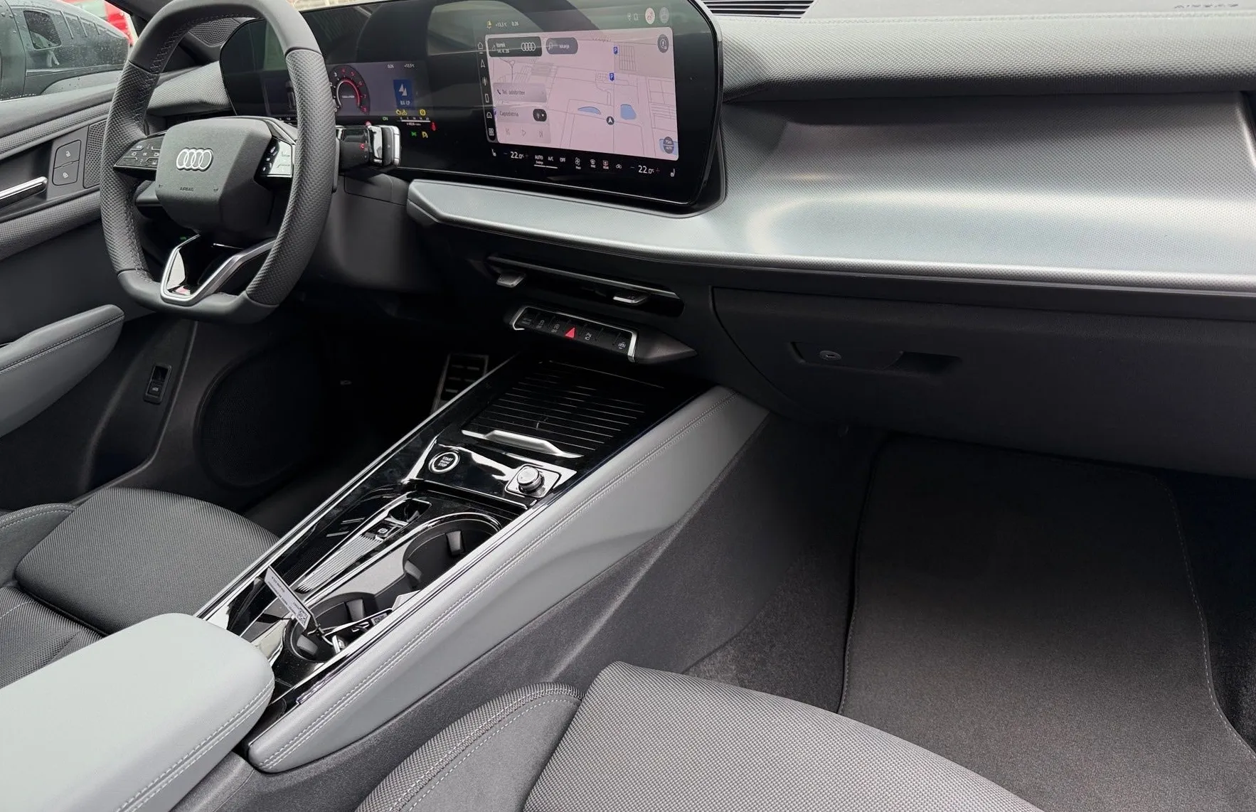 Zunanja slika - Audi Q3 - Sportback TFSI quattro S tronic - 14