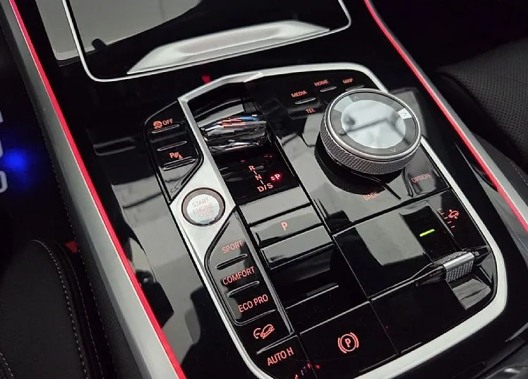 Zunanja slika - BMW X5 - serija : M60i xDrive.M.SPORT-ZRAČNO-KLJUKA-PANO-HUD-WEB-KEY - 18