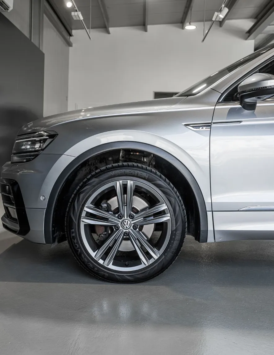 Zunanja slika - VW Tiguan Allspace - 2.0TSI-R LINE-7SED-HEAD UP-PANO-360-ACC-NAVI-USNJ - 7