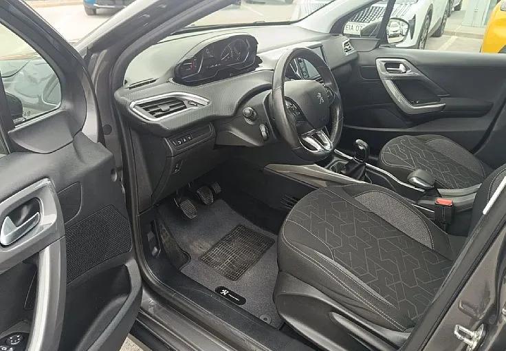 Zunanja slika - Peugeot 2008 - 1.2 PureTech 110 S S Active-1.LASTNIK-77661 KM - 6