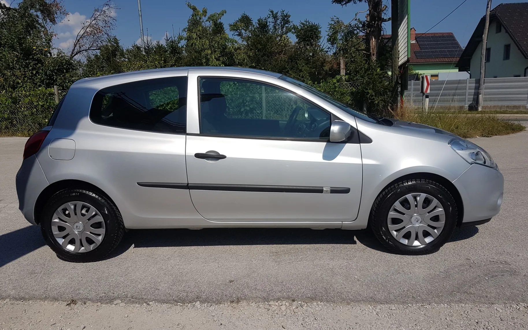 Zunanja slika - Renault Clio - 1,5 dCi Dynamique - 5