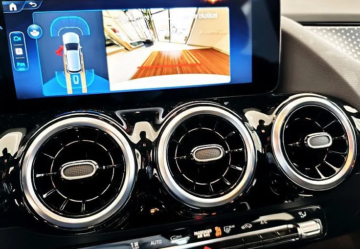 Zunanja slika - Mercedes-Benz B-Razred - 180 DCT URBAN PRO-KAMERA-DAB-17 COL-GRETJE-VIDEO - 10