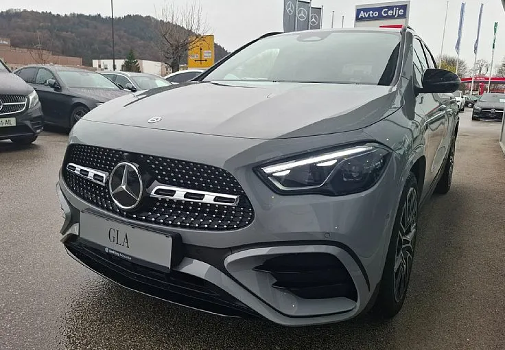 Zunanja slika - Mercedes-Benz GLA-Razred - GLA 180 AMG Line Edition - 6