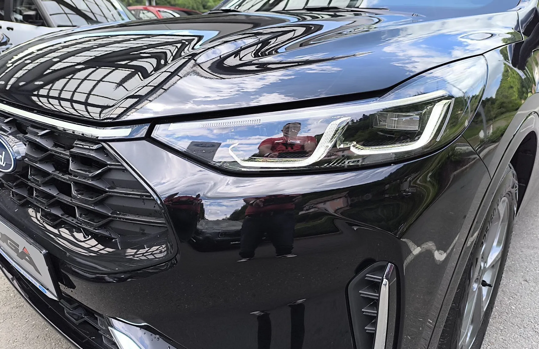 Zunanja slika - Ford Kuga - 2.5 Duratec PHEV ST-Line X CVT 243 KM - 7