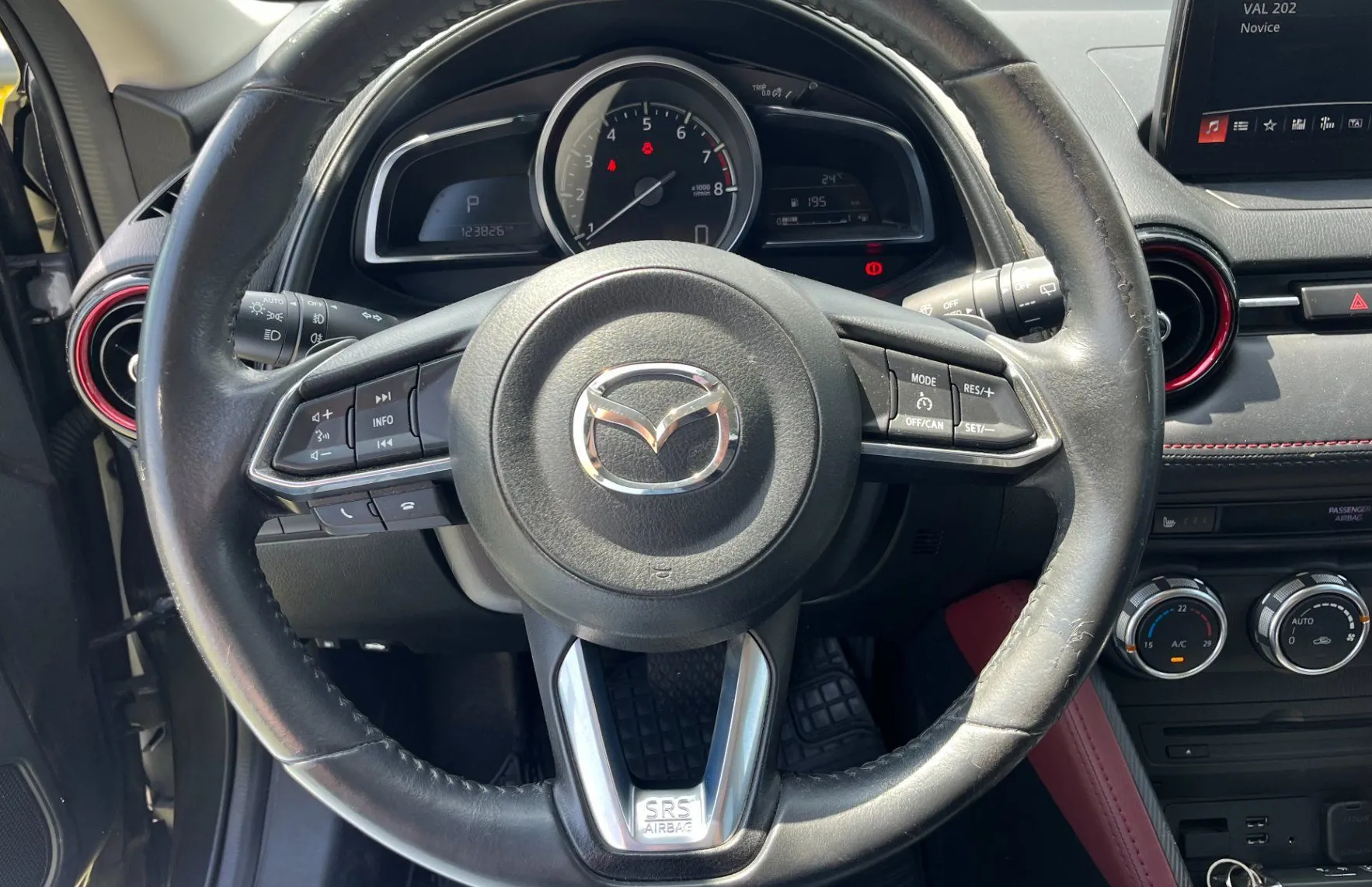 Zunanja slika - Mazda CX-3 - G120 Attraction Avt. VZR.KAM.2X PDC.TEMPOMAT - 13