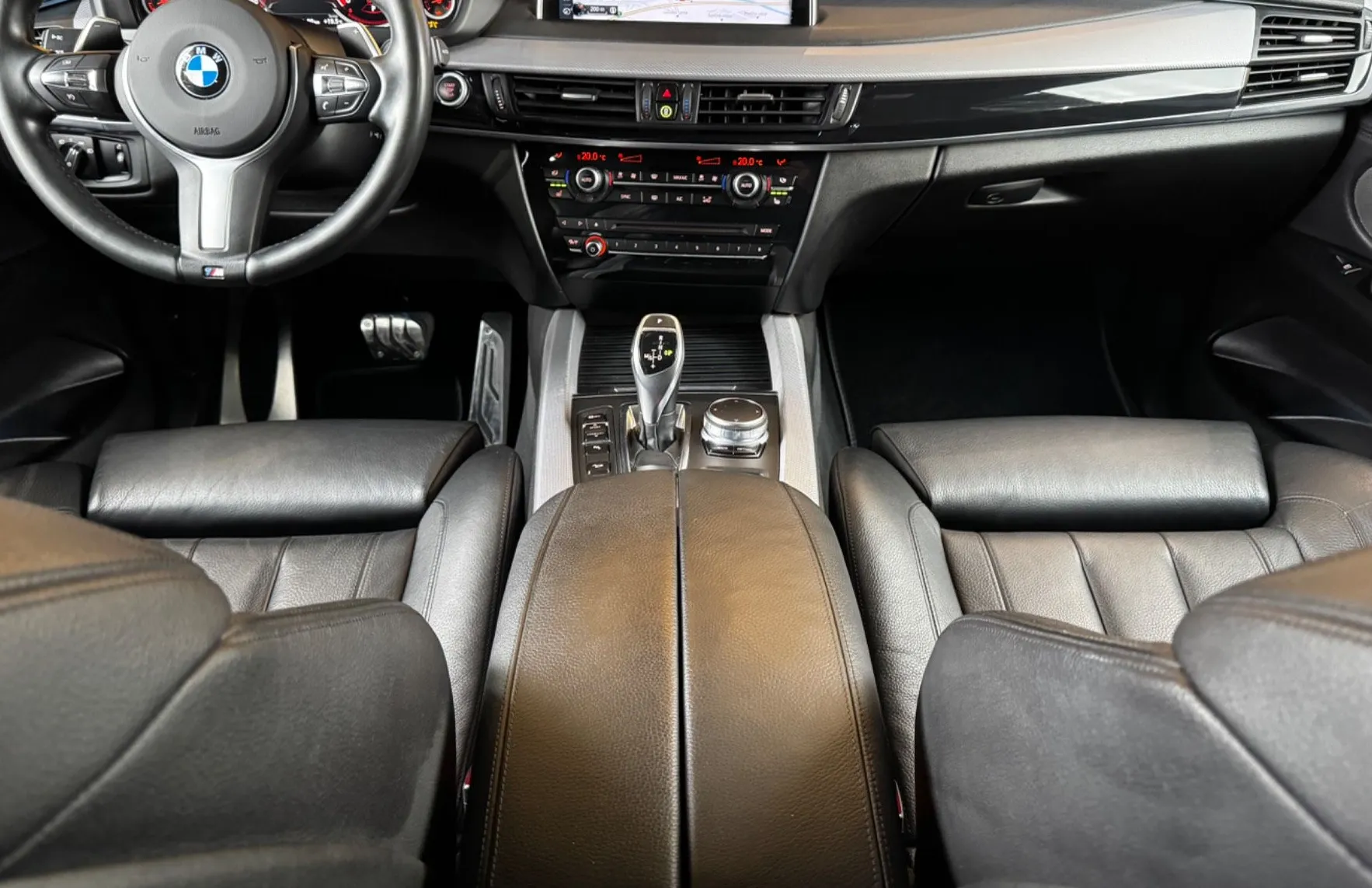 Zunanja slika - BMW X5 - serija :  xDrive30d M Sport-LED-VIRTUAL-HARMAN-GRETJE - 14