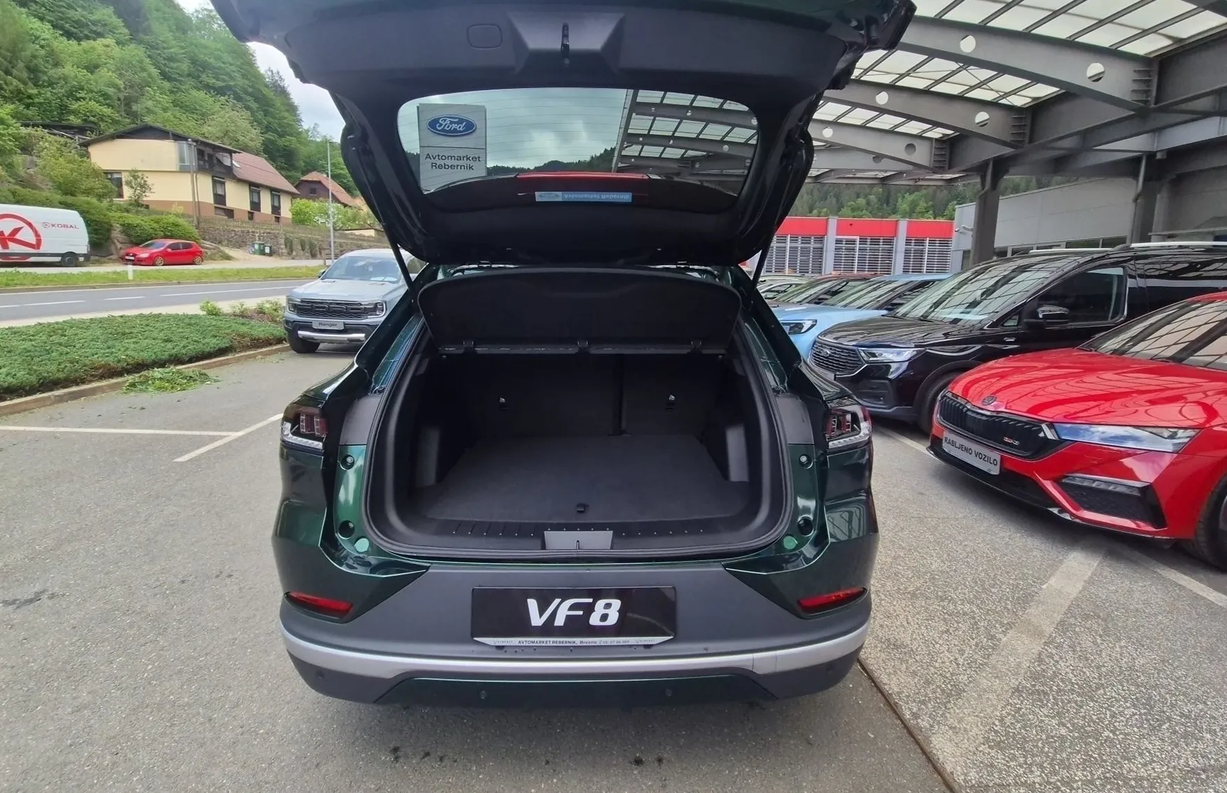 Zunanja slika - Vinfast VF8 - ECO AWD 87.7 kWh 350PS-GRATIS POLNILNICA 22KW - 9