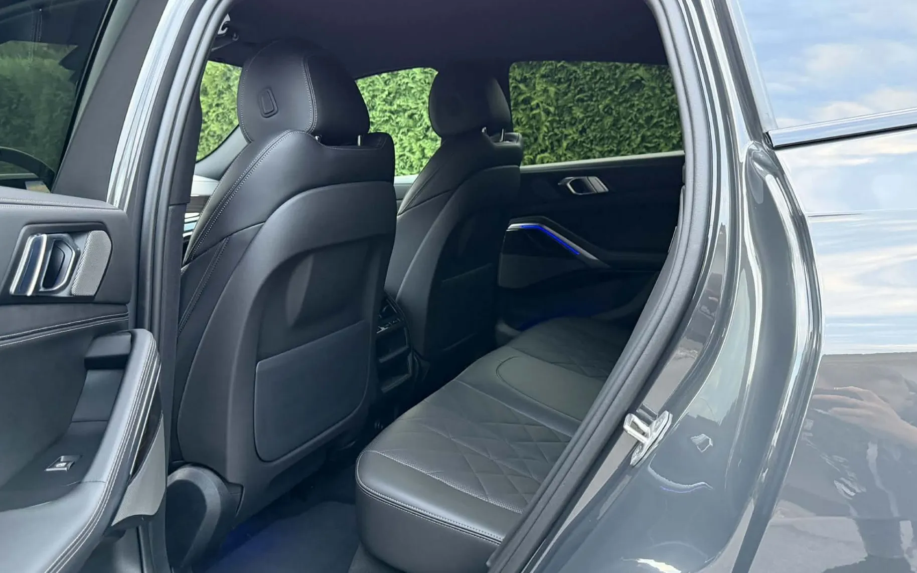 Zunanja slika - BMW X6 - serija : 3.0XD-M PAKET-ZRAČNO-LASER-ACC-KEYLES-360KAMERA- - 10