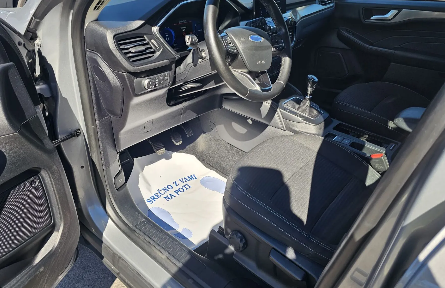 Zunanja slika - Ford Kuga - 2.0 TdCi 150 Titanium|FULED|ALU|2xPDC|NAVI|Multifu - 7