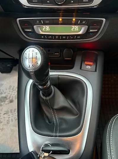 Zunanja slika - Renault Scénic - Grand Scenic Limited Edition dCi 130 Energy - 10