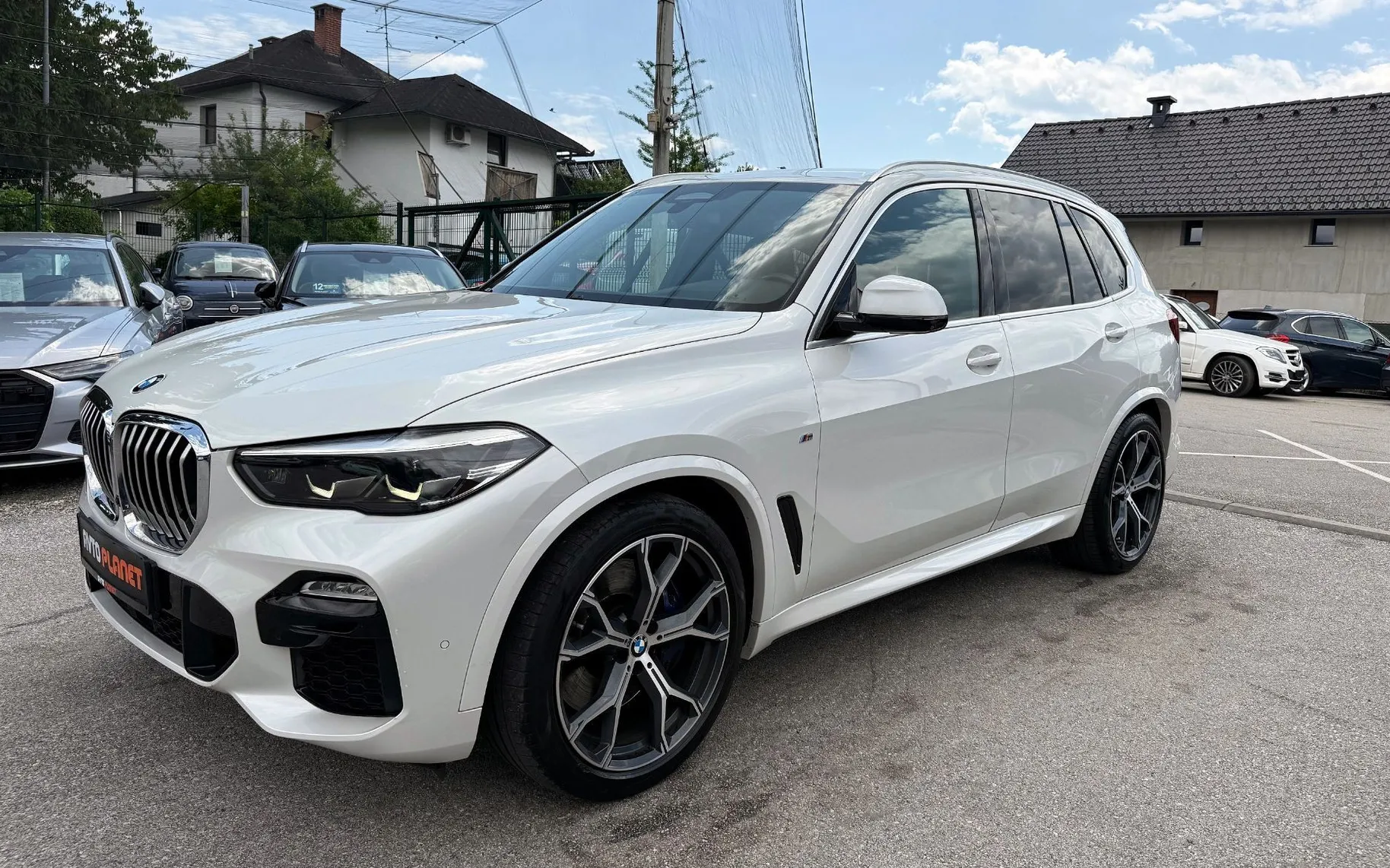 Zunanja slika - BMW X5 - serija : xDrive30d M-SPORT SLO FULL LED ZRAČNO ACC ALU21 - 3